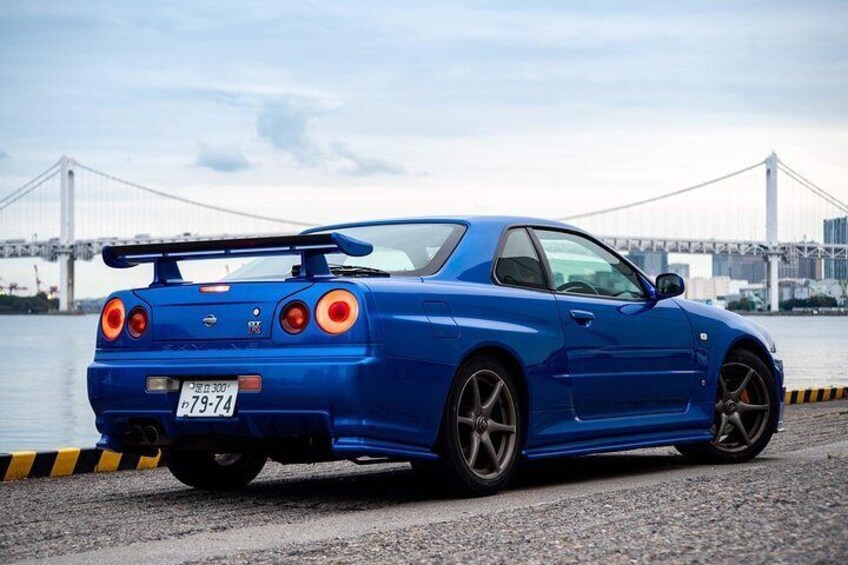 Driving Experience With Nissan Skyline Gtr34 In Tokyo Shibuya Crossing Course