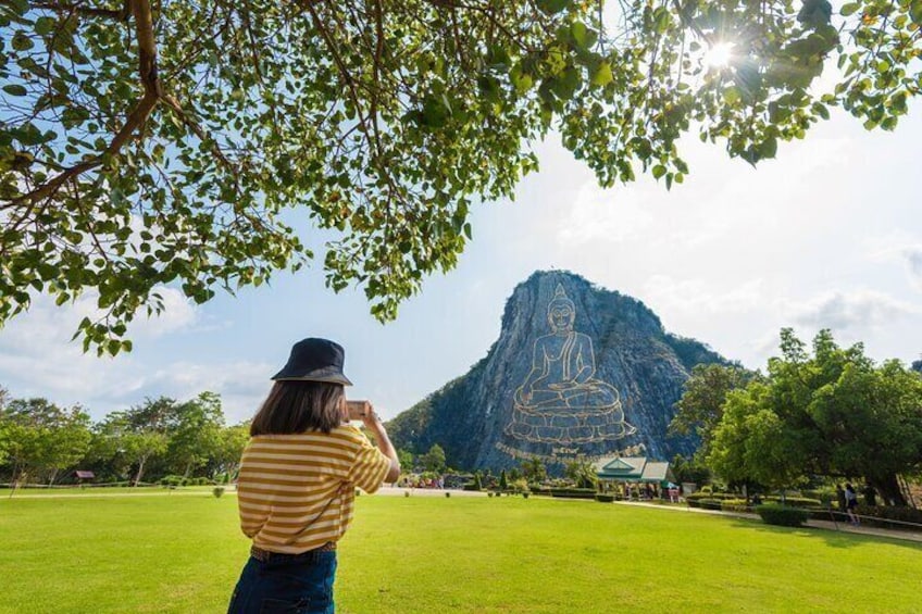 Embark on a Private Selfie Tour of Pattaya's City and Landmarks