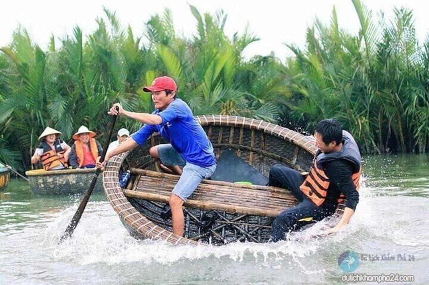 Hoi An Eco Tour Cooking Class & Fishing (Local market,basket boat,learn cooking)