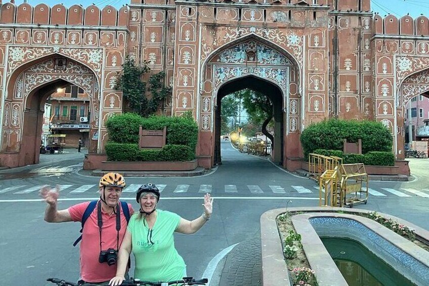 3-Hour Morning Bike Tour of Jaipur