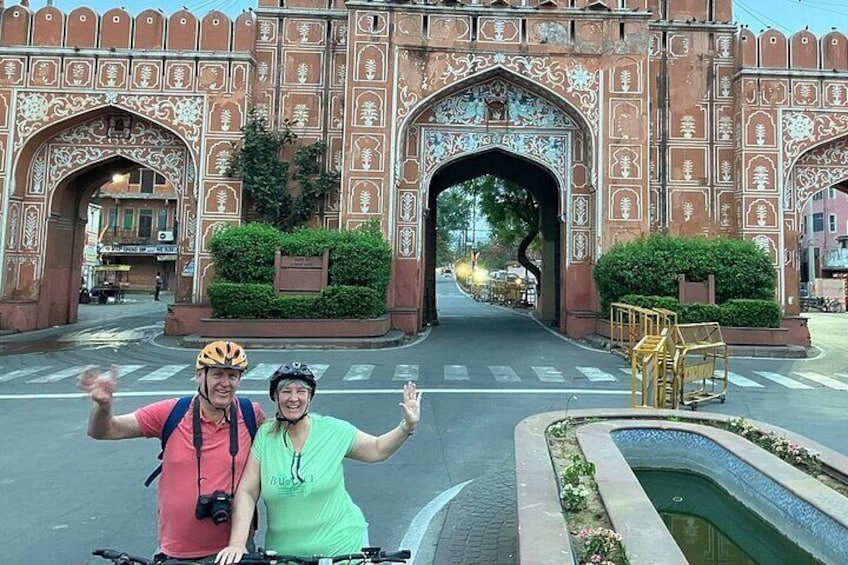 3-Hour Morning Bike Tour of Jaipur