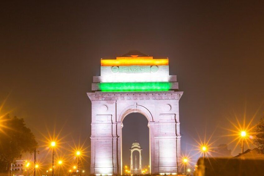 Delhi Night Walk Tour with Rickshaw Ride