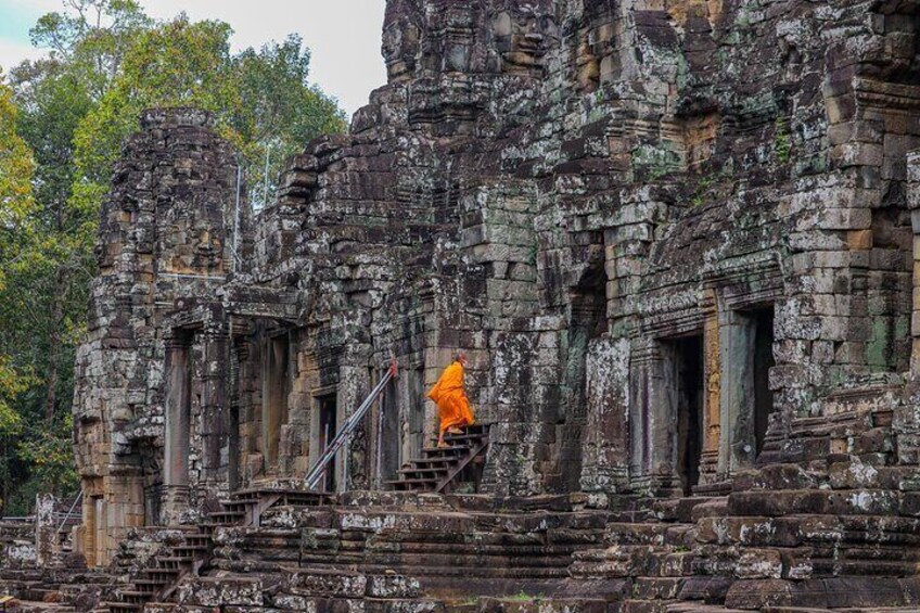 Magnificent Sunrise Angkor Private Tour
