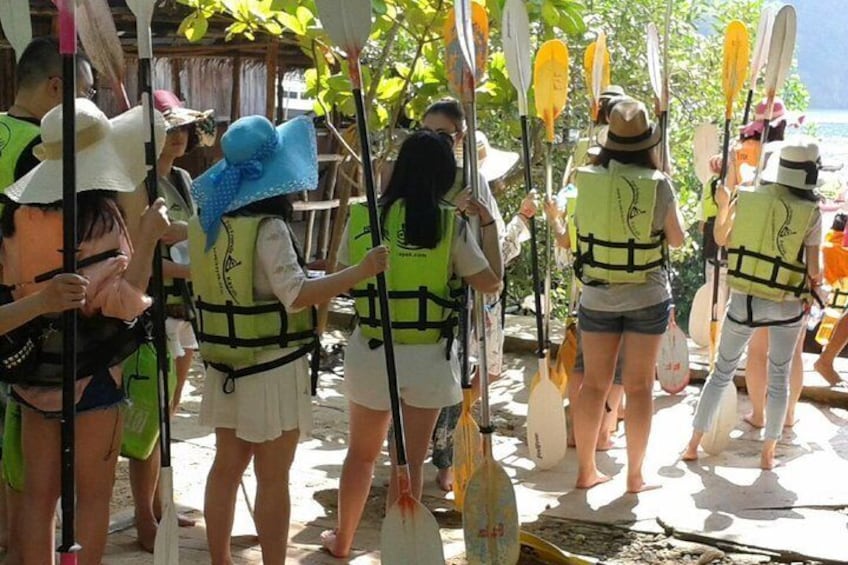 Krabi kayak at Ao Thalane