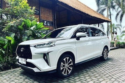 Location de voiture privée à Bali avec un chauffeur anglophone