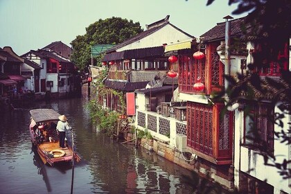 Todo incluido, Shanghai City Highlights y Zhujiajiao Water Town Combo Day T...