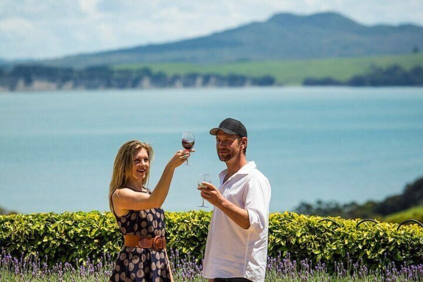 The Essence of Waiheke Wine Tour