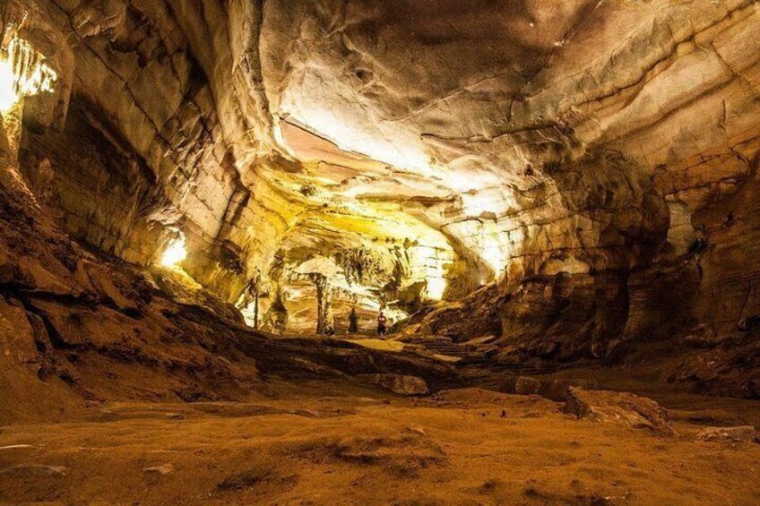 DELUXE SMALL Group : PHONG NHA CAVE And PARADISE CAVE Full Day Guided Tour