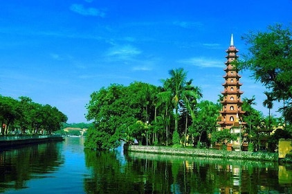 Full-day Private Hanoi Sightseeing And Rickshaw Tour