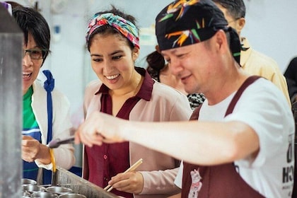 El galardonado Tour gastronómico privado de Taipéi: Las 10 catas