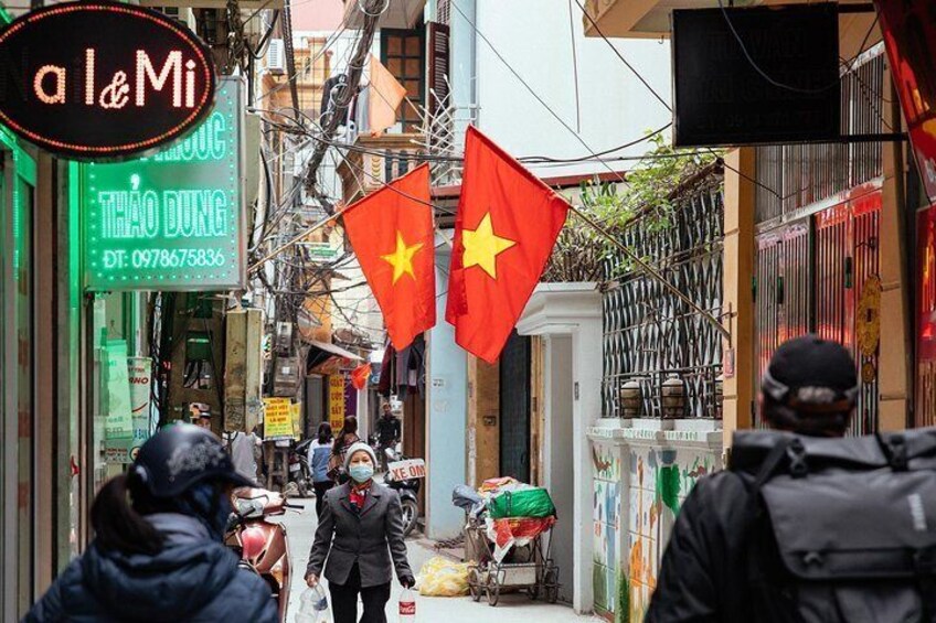 Enjoy Hanoi Like a Local in a Private Tour!