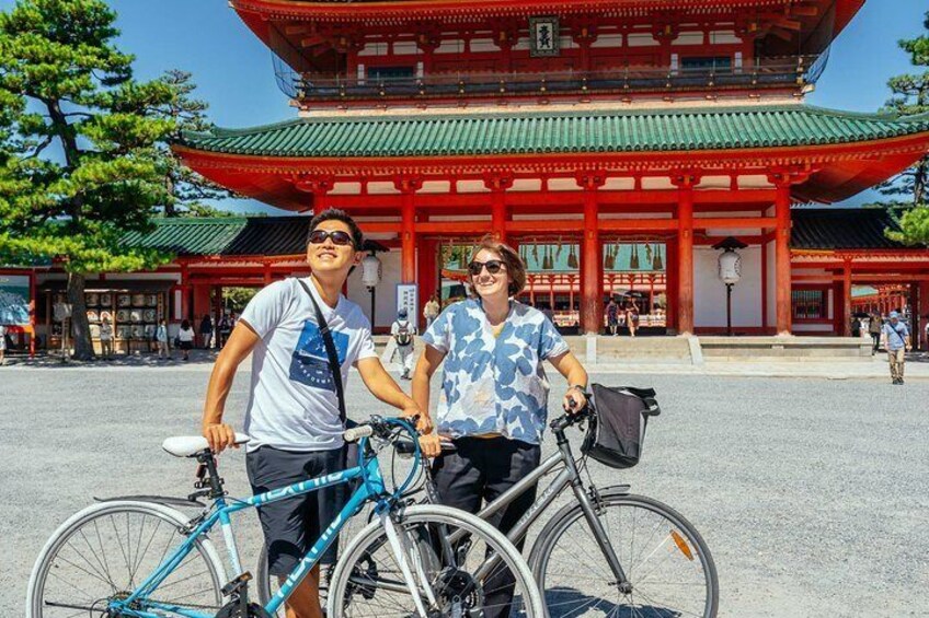 Private Half-Day Bike Tour of Kyoto with a Local Guide