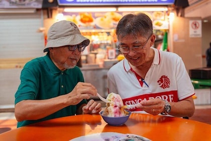 シンガポールの味わい：ホーカー センターのプライベート カスタマイズ フード ツアー