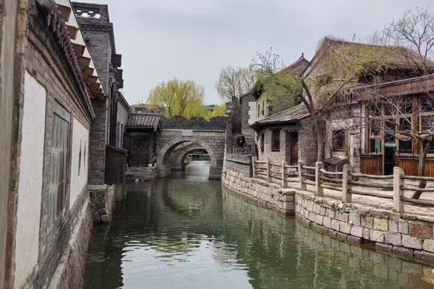 Private Day Tour to Gubei Water Town and Simatai Great Wall