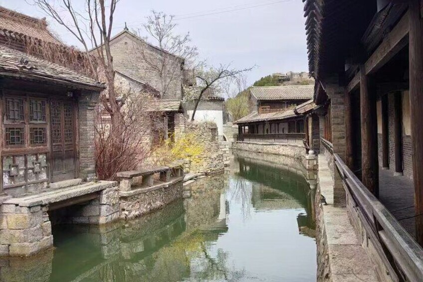 Private Day Tour to Gubei Water Town and Simatai Great Wall