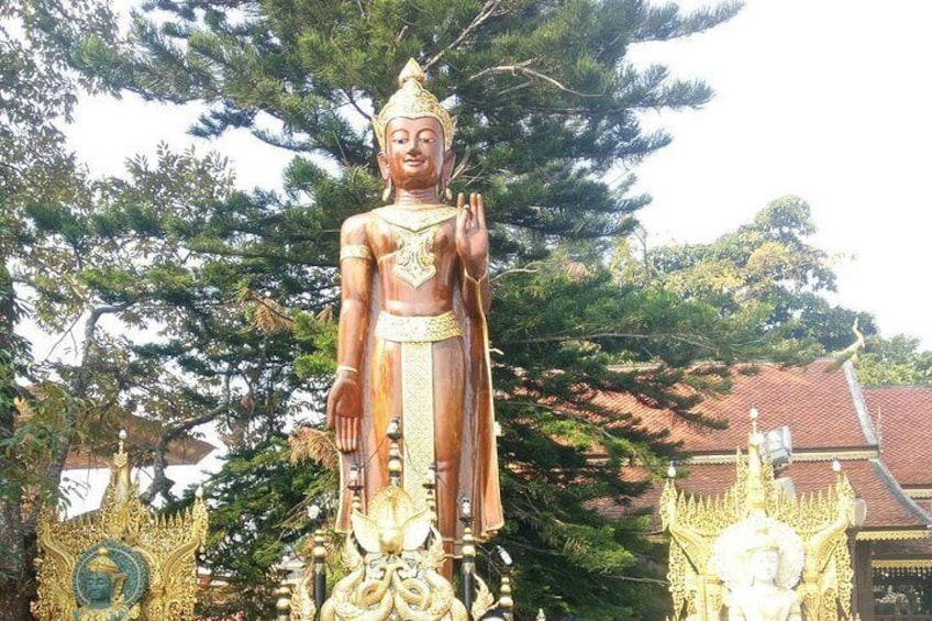 Buddha image at Doi Suthep
