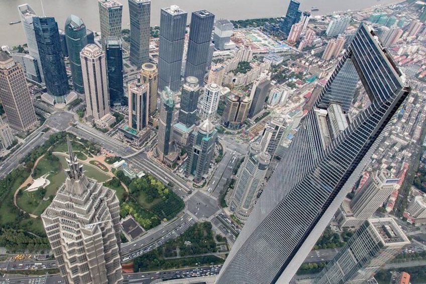 Amazing view from Shanghai Tower - 2nd tallest building in the world