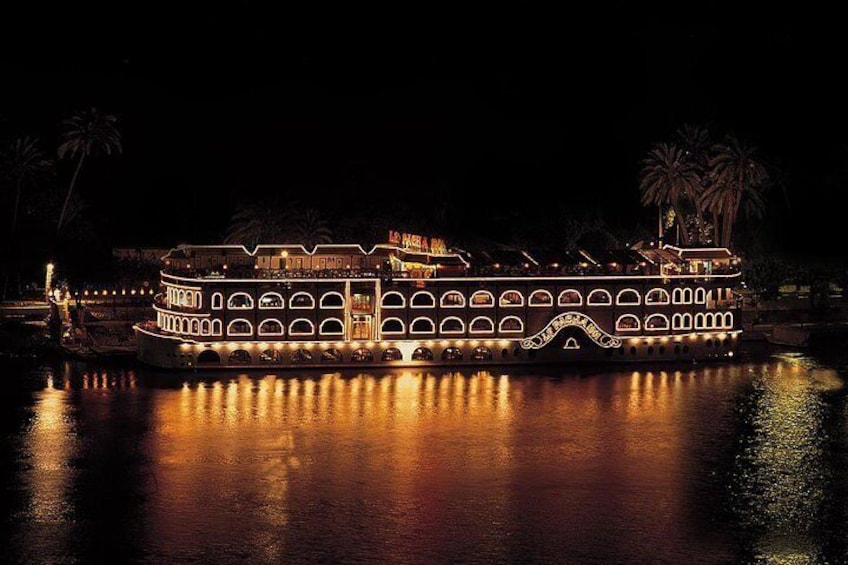 Nile Dinner Cruise in Cairo with Belly Dancing and Hotel Transfer