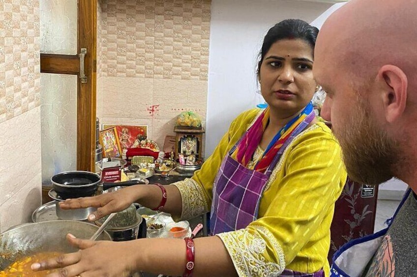Experience Indian Food: Learn To Cook with Meals In Udaipur