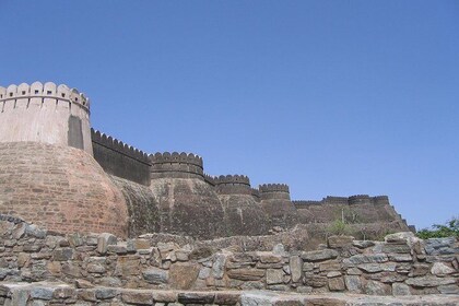 Kumbhalgarh Fort with Tour Guide Visits : Choose your Option