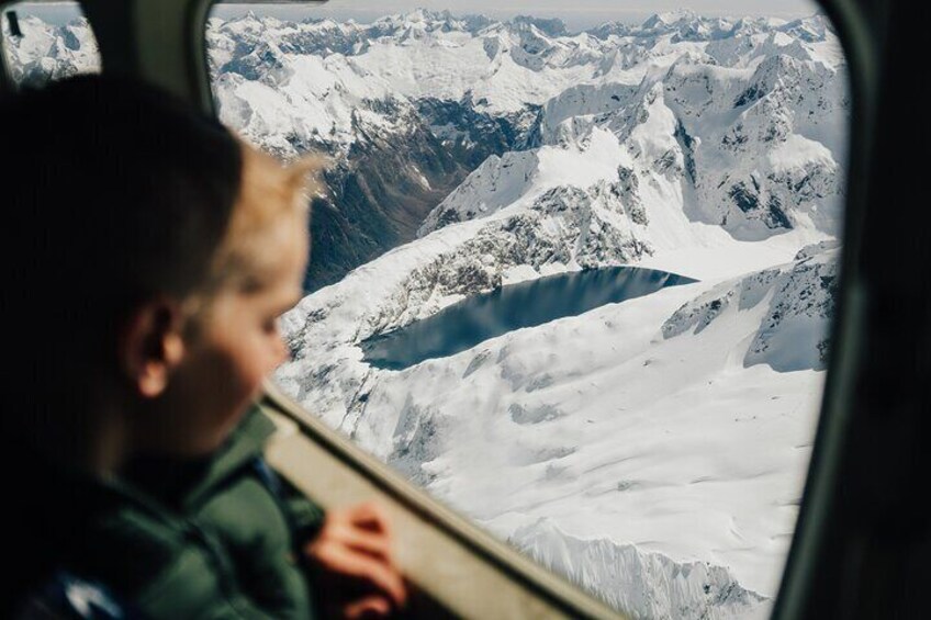 Milford Sound Cruise with Round-Trip Flights from Queenstown