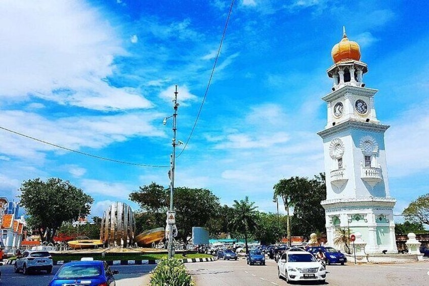 Private Tour: Full Day Center Penang Island Tour