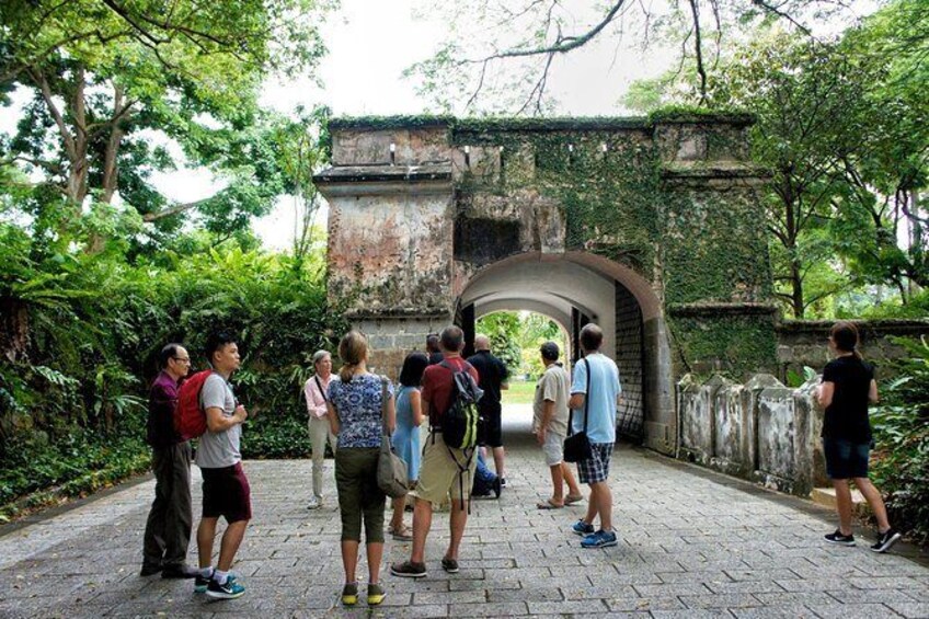 Singapore Battlebox and Fort Canning Hill Tour