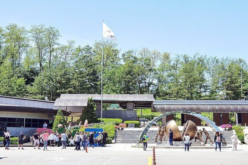 Korean DMZ Half-Day Tour from Seoul - No shopping