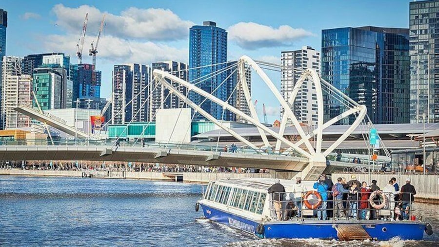 Port of Melbourne and Docklands Sightseeing Cruise