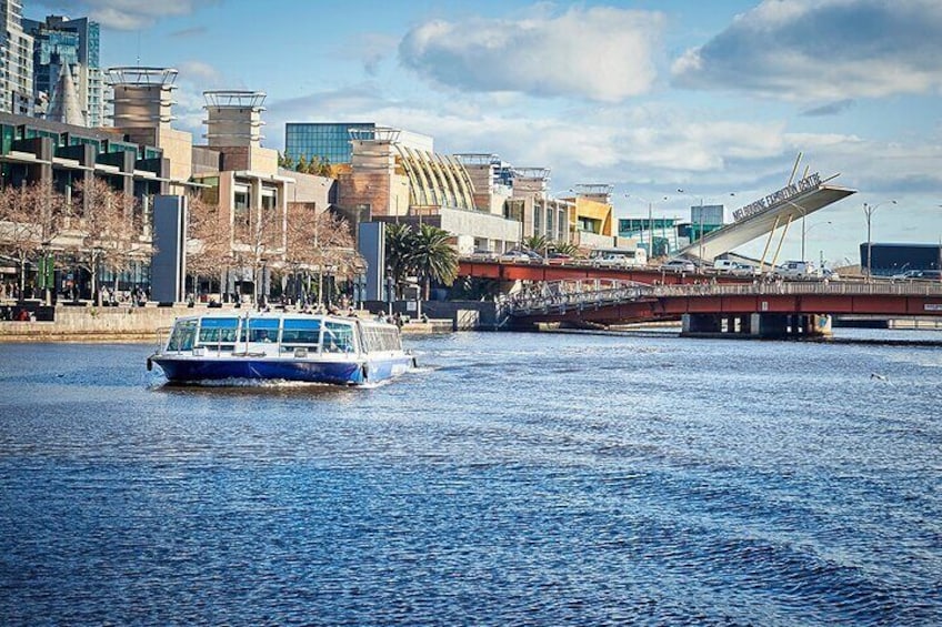 Port of Melbourne and Docklands Sightseeing Cruise