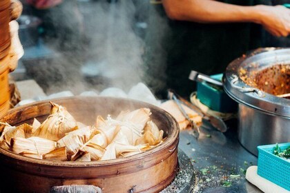 台北街美食和夜市之旅與當地人：私人和定制