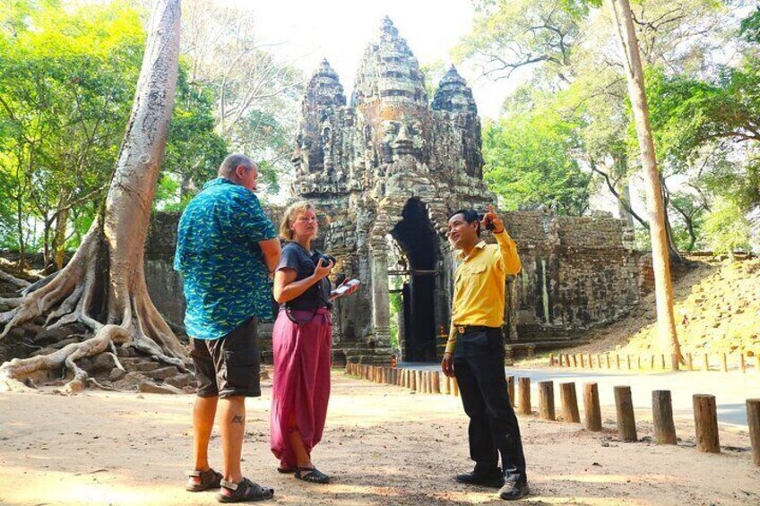 Sunrise Small-Group Tour of Angkor Wat from Siem Reap