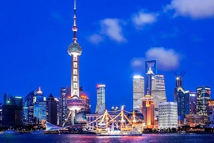 Shanghai Night River Cruise Tour with Xinjiang Style Dining Experience
