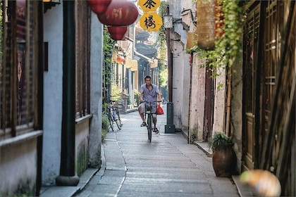 Private Suzhou and Zhouzhuang Water Village Day Trip from Shanghai