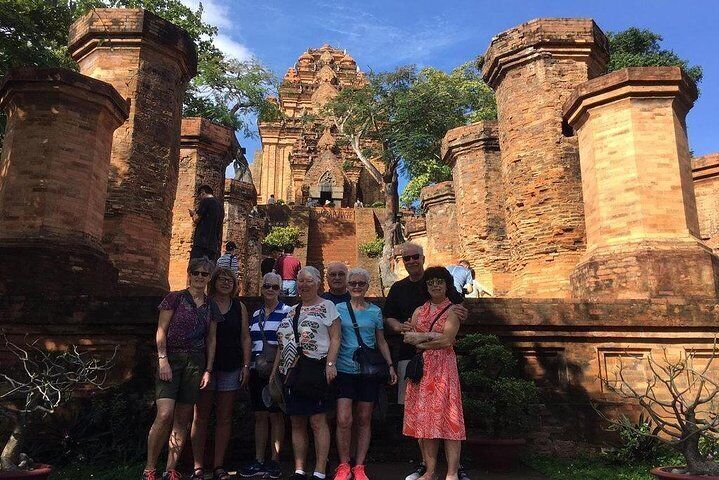 Nha Trang Highly Recommended Private City Tour by car 