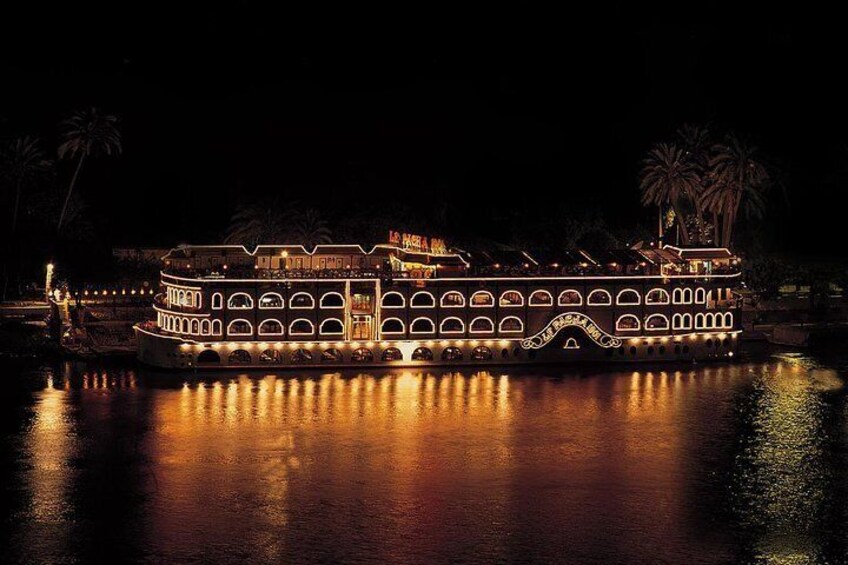 2-Hour Nile River Night Dinner Cruise from Cairo