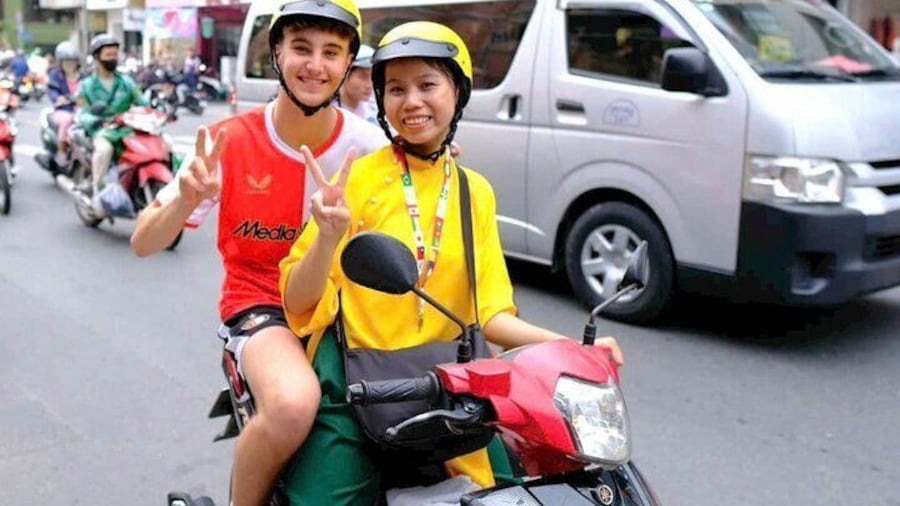 Ho Chi Minh Street Food and Sightseeing By Motorbike
