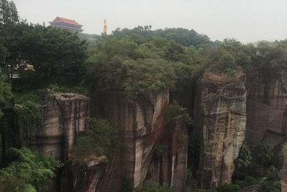 Private Half Day Tour to Lotus Hill from Guangzhou