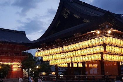 すべて込み、夜の地元グルメとストリート、祇園の見どころなど