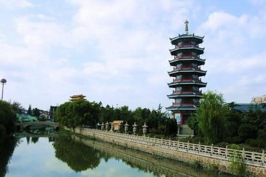 Qibao pagoda 