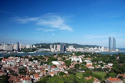 Half-Day Xiamen Private Flexible Tour with Meal Option