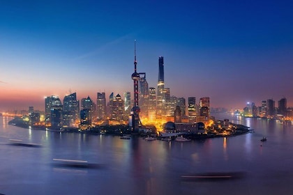 Shanghai Night River Cruise VIP Seating with Private Transfer and Dinner Op...