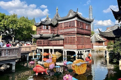 4-Hour Private Shanghai City Tour with Old and New Highlights