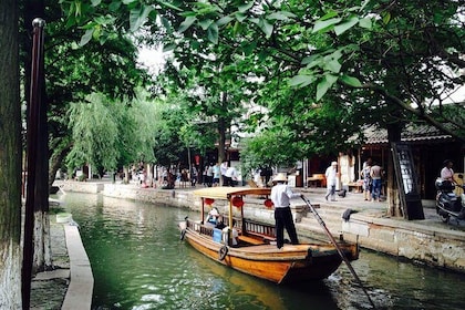 Zhujiajiao Water Town Tour from Shanghai with Boat Ride Option