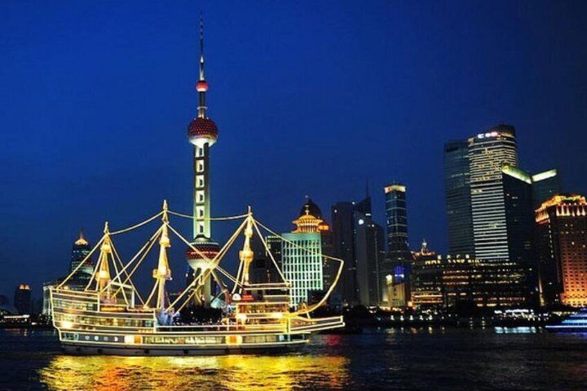 Private Zhujiajiao Water Town Tour with Bund and VIP Class Night River Cruise