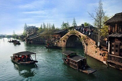 Zhujiajiao Water Town and Shanghai City Flexible Private Tour