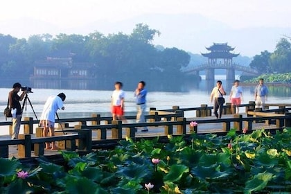 Private Full Day Tour : Customisable Hangzhou City Highlights with Multi Op...