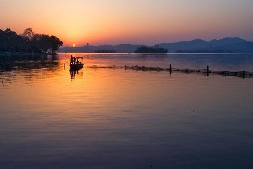 sunset at west lake 