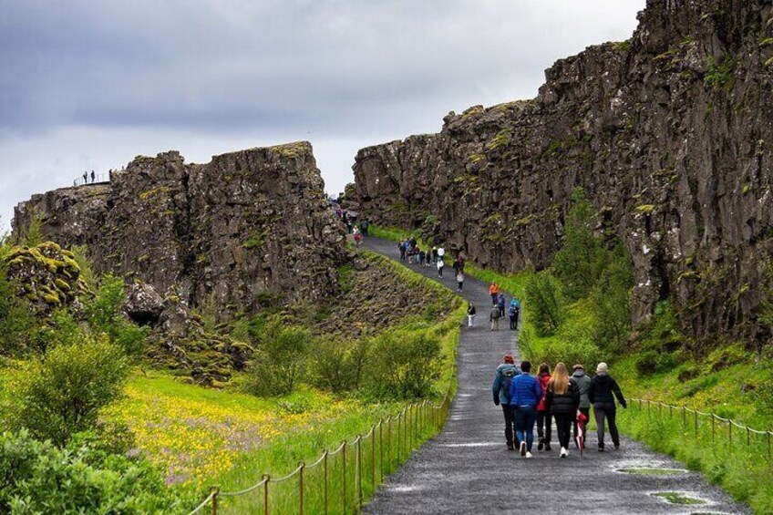 Golden Circle and Secret Lagoon Small Group Tour from Reykjavík 