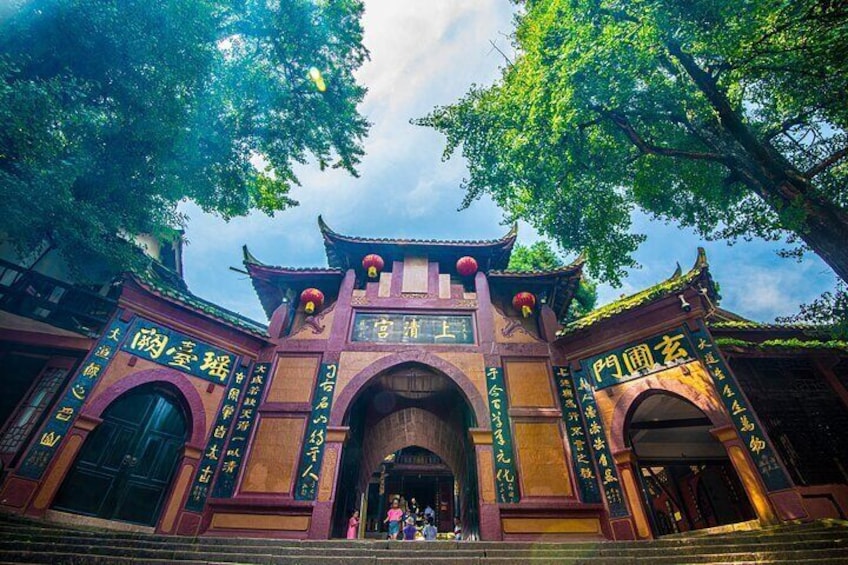 Chengdu: Mt. Qingcheng and Dujiangyan All Inclusive Private Tour